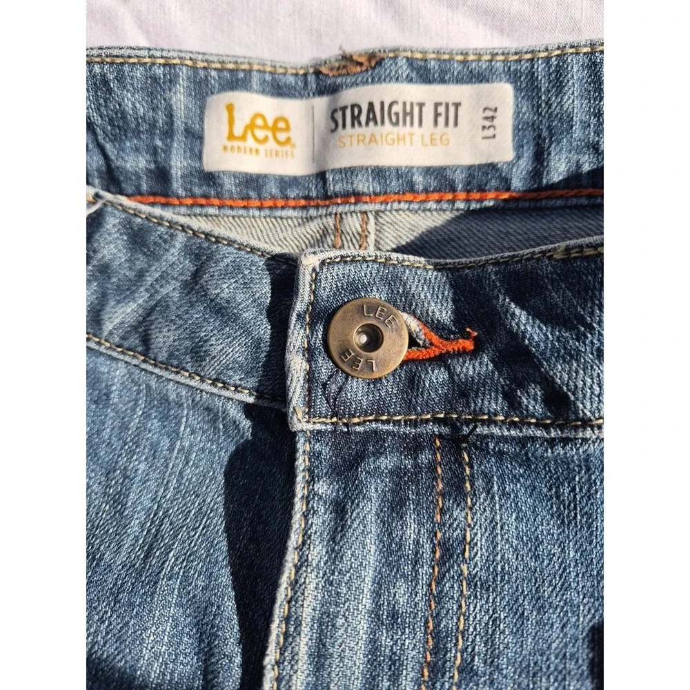 Lee Modern Series Straight‎ Leg in Men's size 40x30